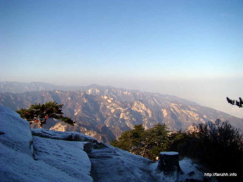 群山